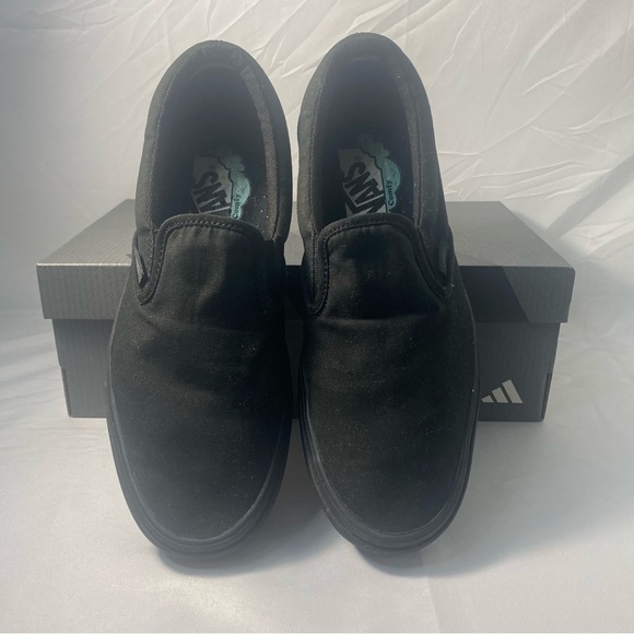 Vans AUTHENTIC Men Size 8 -All Black VN000EE3BKA Canvas Low Top Skateboard Shoes - Picture 3 of 7